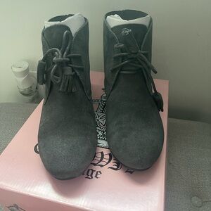 Crown Vintage ankle Swede boots